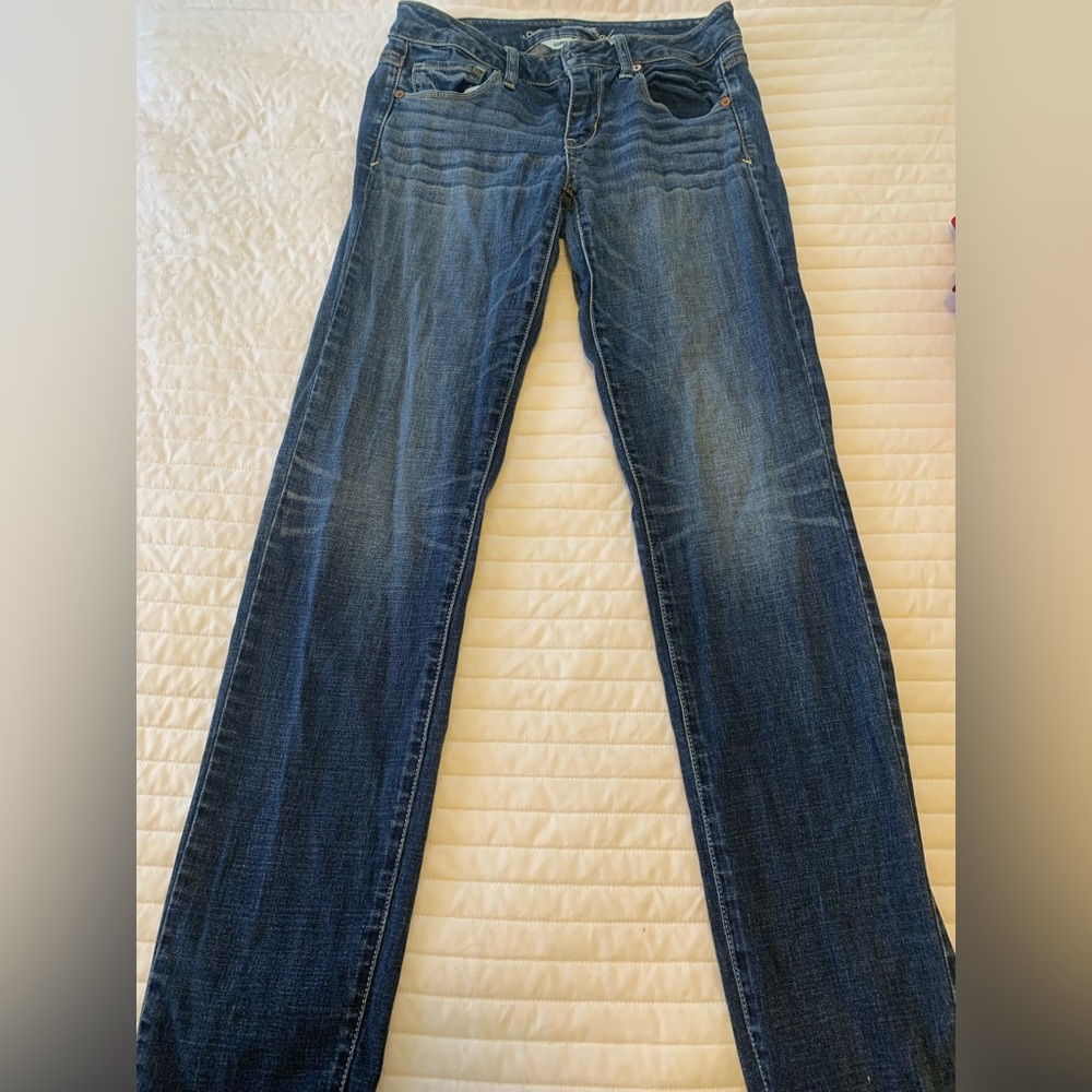 Women’s American Eagle skinny jeans